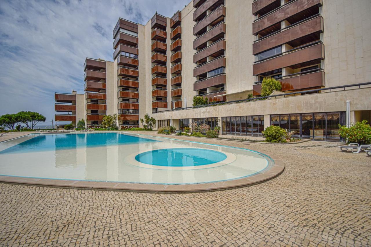 Stylish One Bedroom Apartment With Swimming Pool Cascais Exteriör bild